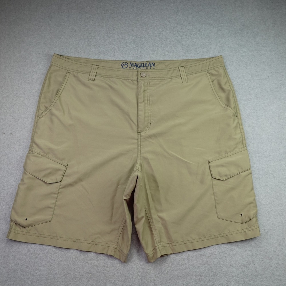 Magellan Outdoors Shorts Mens 42 Khaki Tan Hiking Fishing Cargo